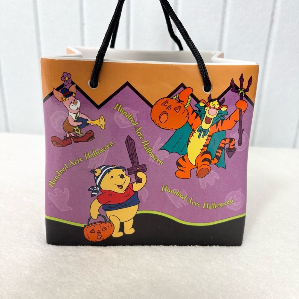 Disney Winnie the Pooh Hundred Acre Halloween Ceramic Candy Bag Vase FTD VTG Y2K